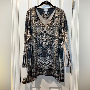 Catherines Womens Sz 1X Velvet Embellished V-Neck Top Quiet Luxury Elegant Royal